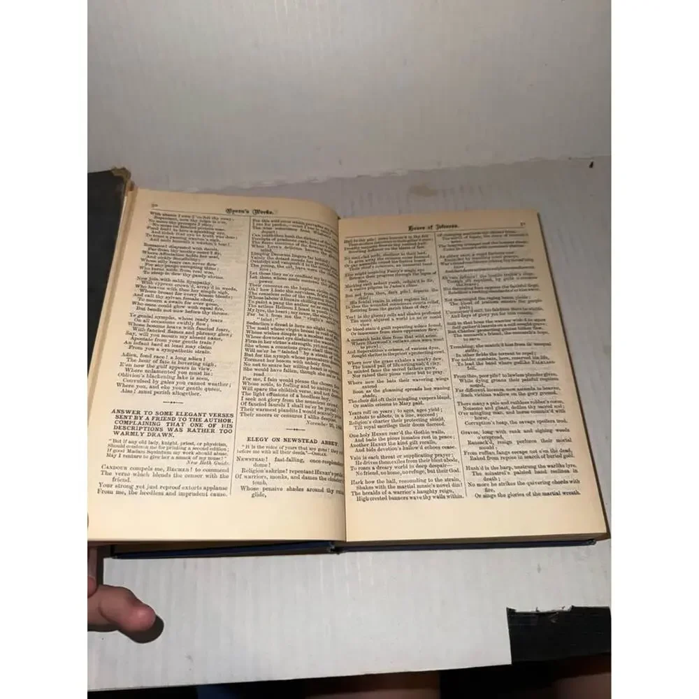 1928 HC Book the poetical works of Lord Byron Pub. By Oxford university press